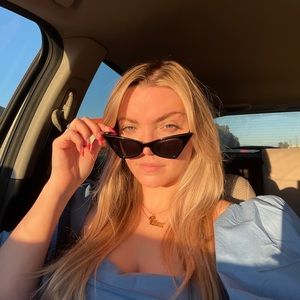 Meet your Posher, Bonnie